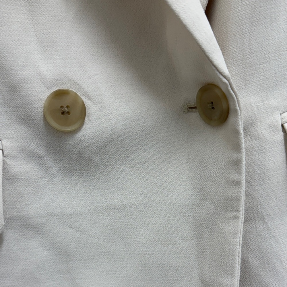 NWT Women's Cream Blazer - Picture 3 of 5